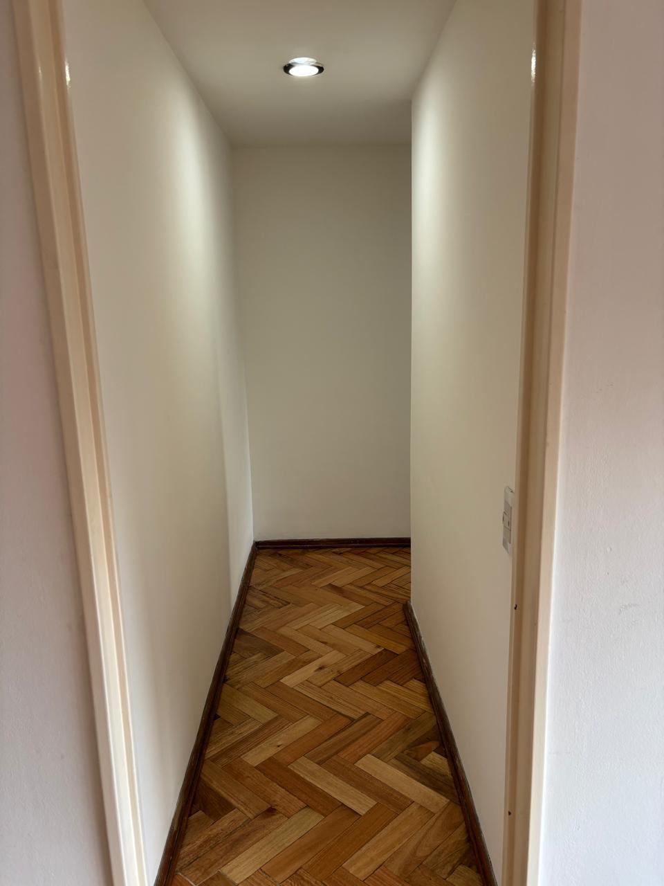 7913711_9-6